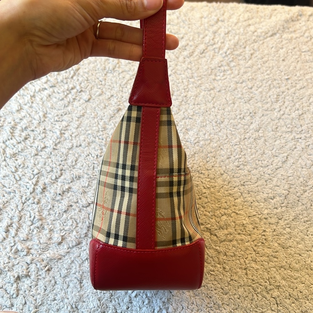 Burberry Canvas Nova Check Shoulder Bag - Picture 16 of 16